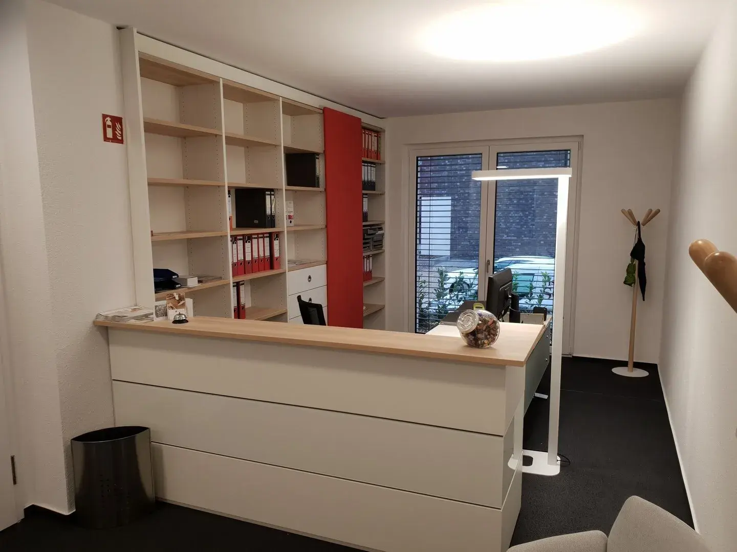 Empfangsbereich mit Tresen